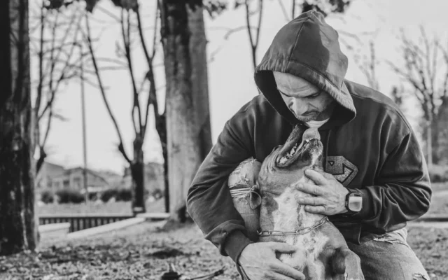 Un italiano su tre vive con un animale da compagnia: nuovo volto delle famiglie Italiane